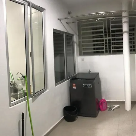 Venus Hollywood Homestay Sitiawan Seri Manjung Exterior photo