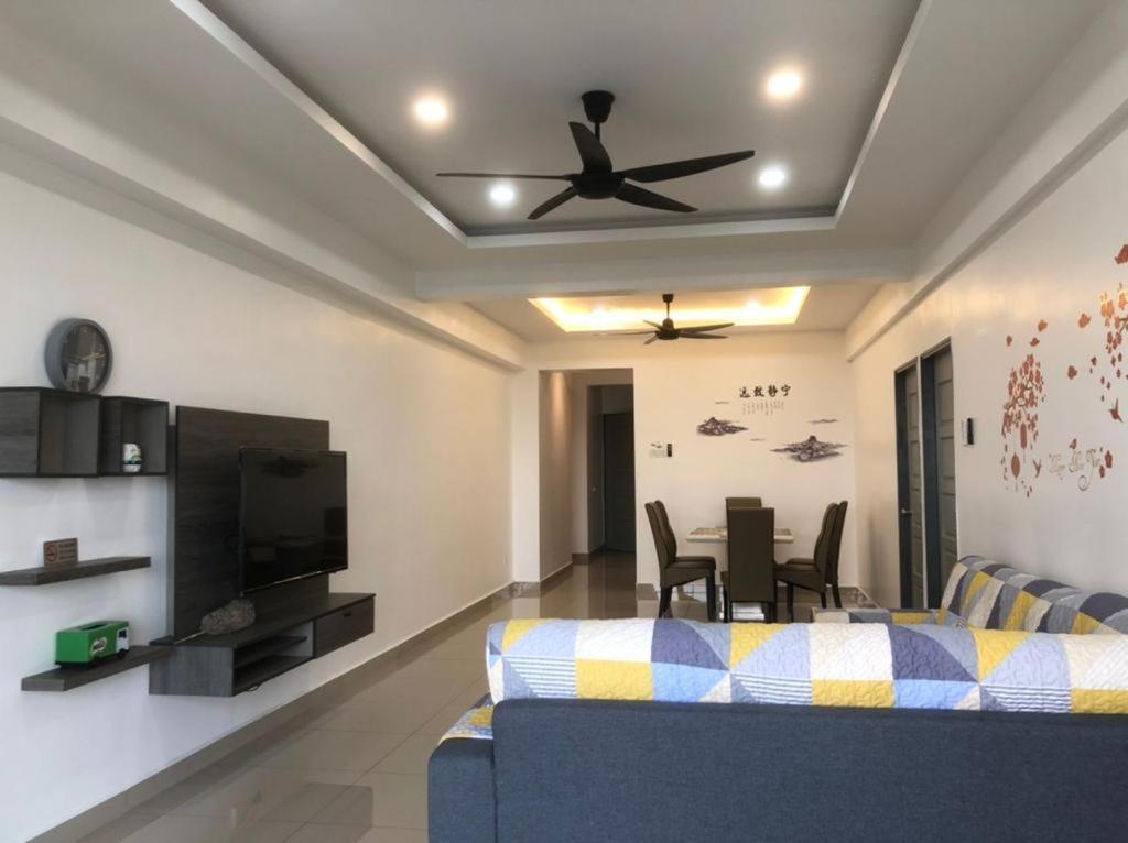 Venus Hollywood Sitiawan Apartment *