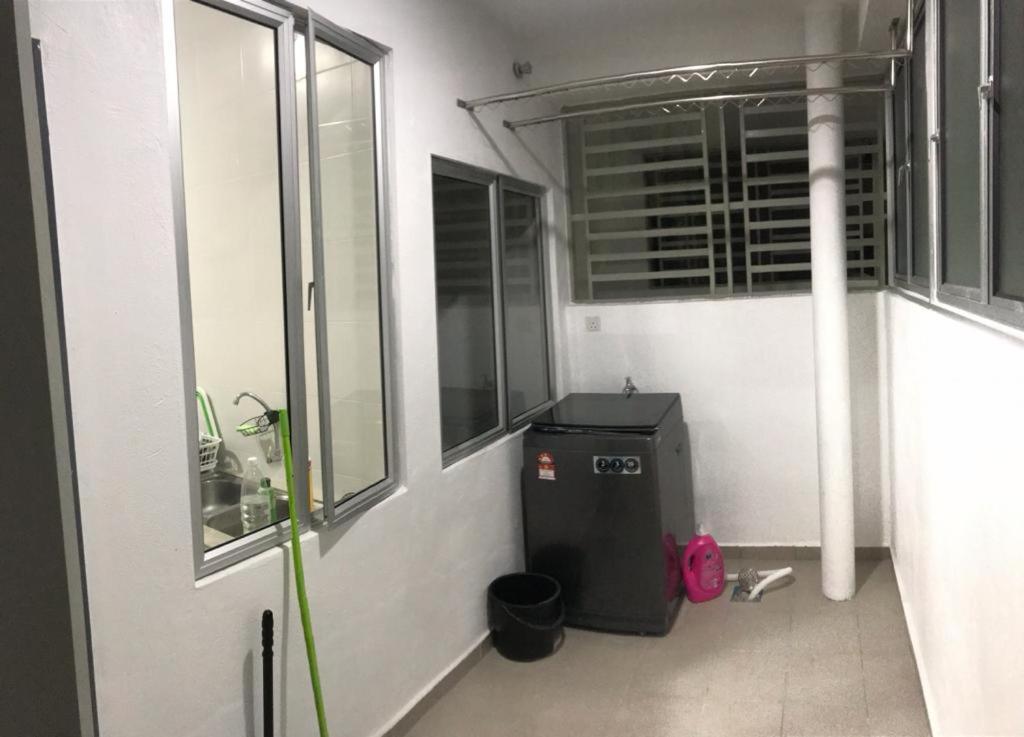 Venus Hollywood Sitiawan Apartment *